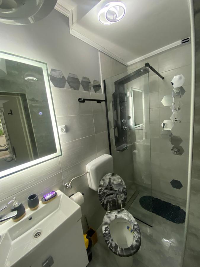 Apartment King's Landing Esma' House